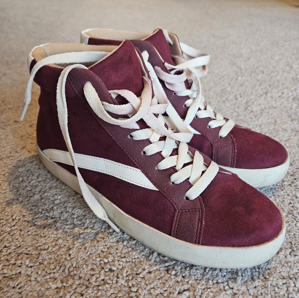 Kohls brand high tops maroon women's size 8